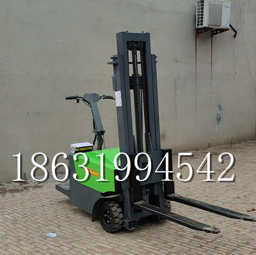 双台子区优程全电动叉车插腿式堆高车液压装卸车1.5吨升高小型站驾式铲车